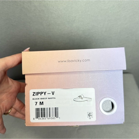 Lisa Vicky Women’s Nappa Loafer Mule Chain-Link Detail Zippy-V Black Sheep 7M - Picture 7 of 8